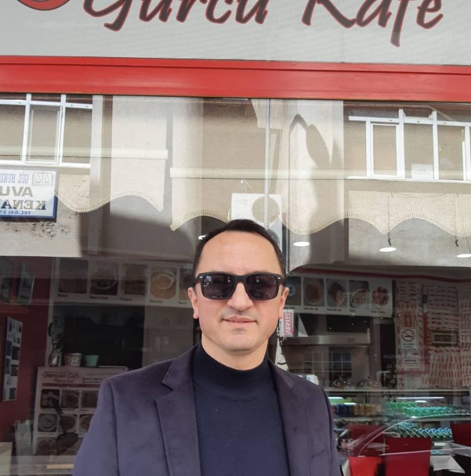 'Dost Aramayan Kendine Duşmandır!'