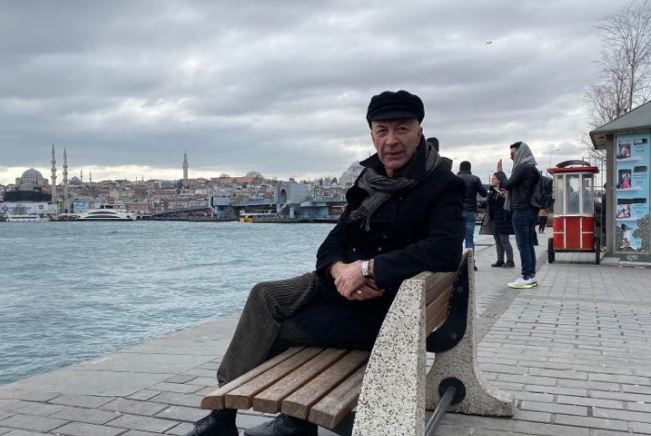 Şair Dato Magradze'nin ბარაქიანი მიწა Şiiri İsveççe...