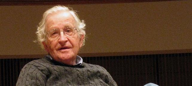 Noam Chomsky: gelen çok şiddetli krizlerin şaşırtıcı bir kesişim noktasındayız.