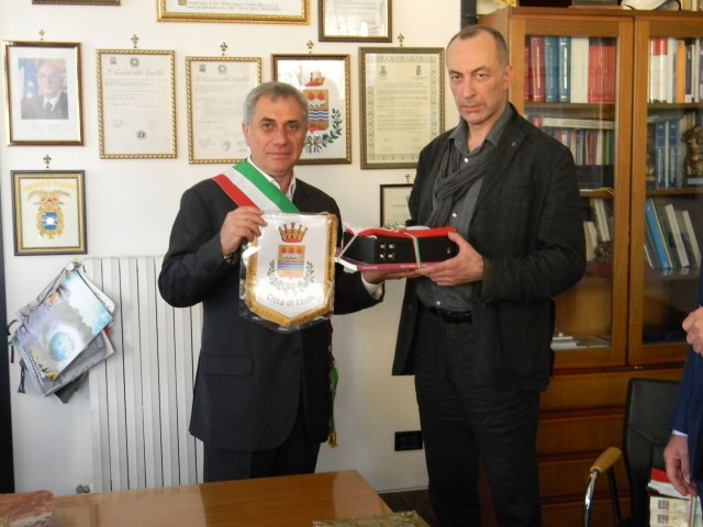 Dato MAĞRADZE/Si Bemol Majör/Türkçesi: Hasan Çelik