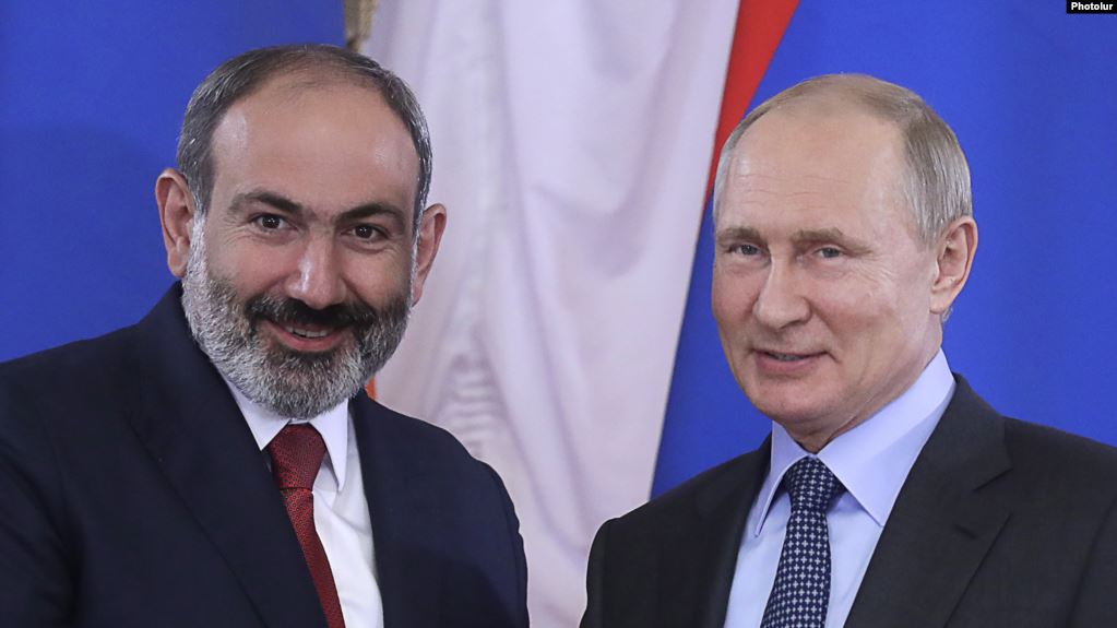რუსეთის სამშვიდობო ძალები განლაგებული არიან გზაზე-Rusya Karabağda!