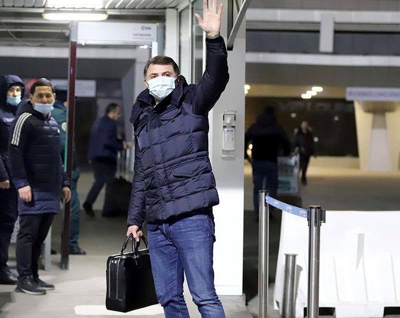 Şota Arveladze'nın takımı Pakhtakor,Özbekistan'da tüm şampiyonlukları kazandı.