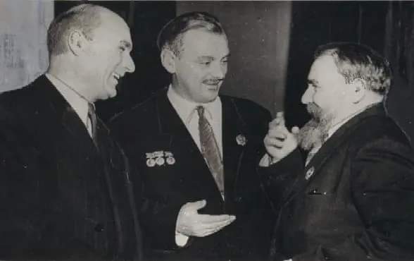 დაც გყავს, ძამიკო?!