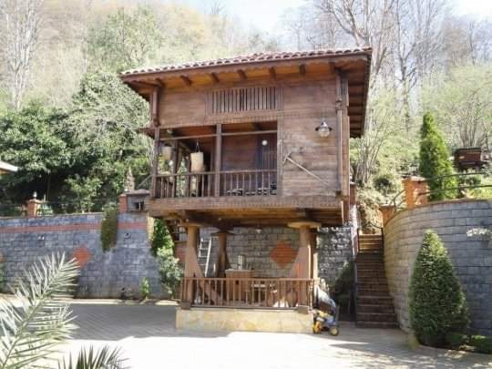 Kakha Kvashilava: სამეგრელოსა და ლაზეთში (თუ არ ვცდები,