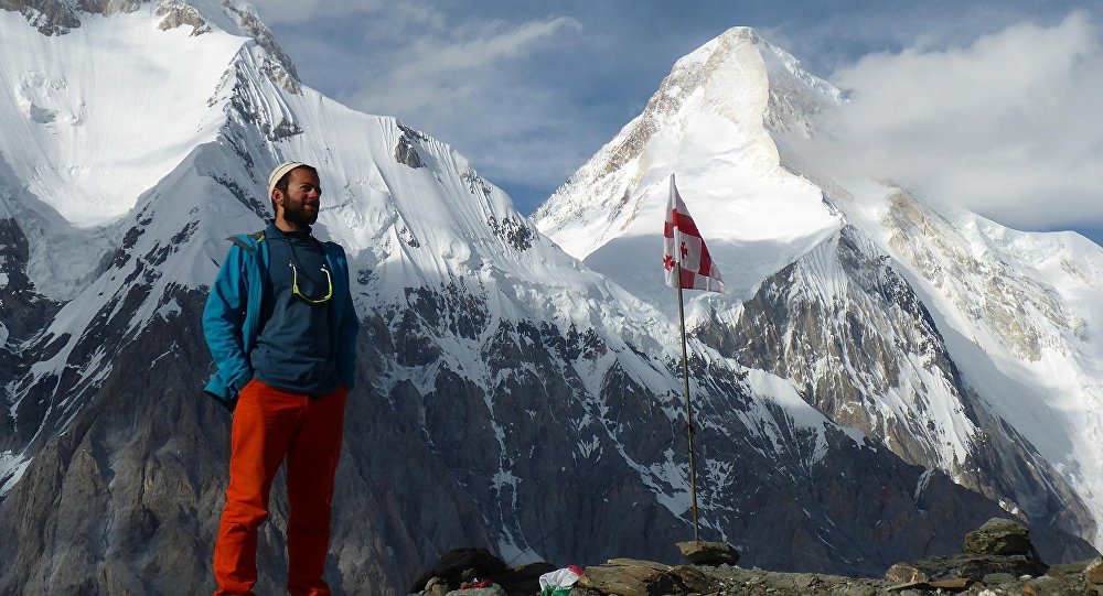 Gürcü Dağcılara Altın Buz Baltası Ödülü