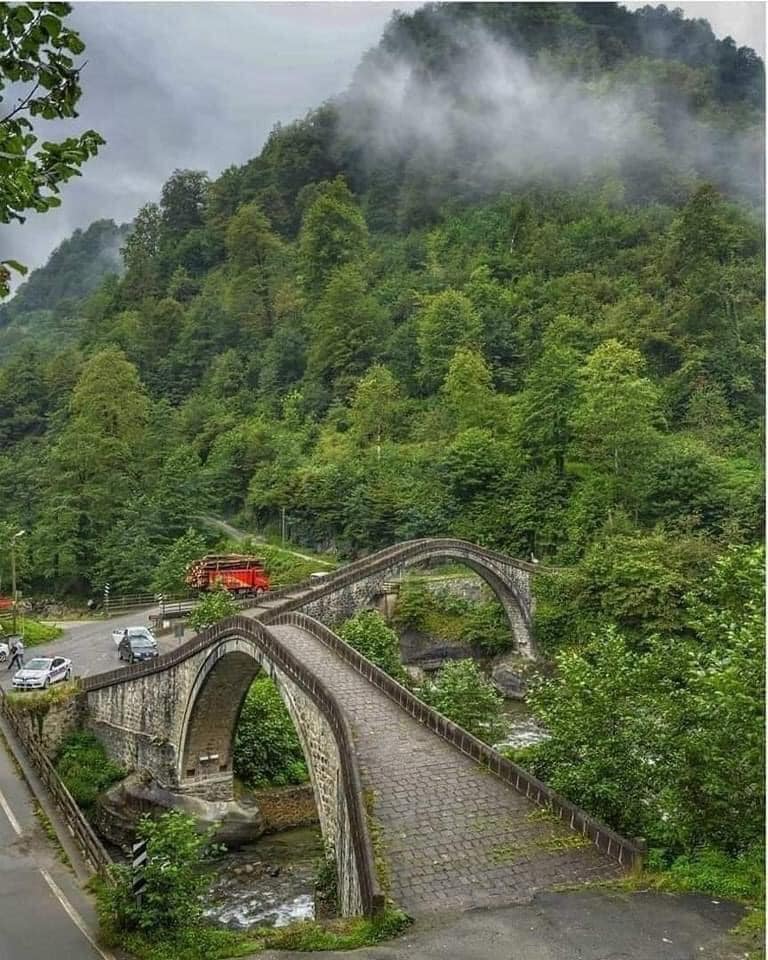 Zurab Maghradze: დღეს ჩიბუხას იუბილეა
