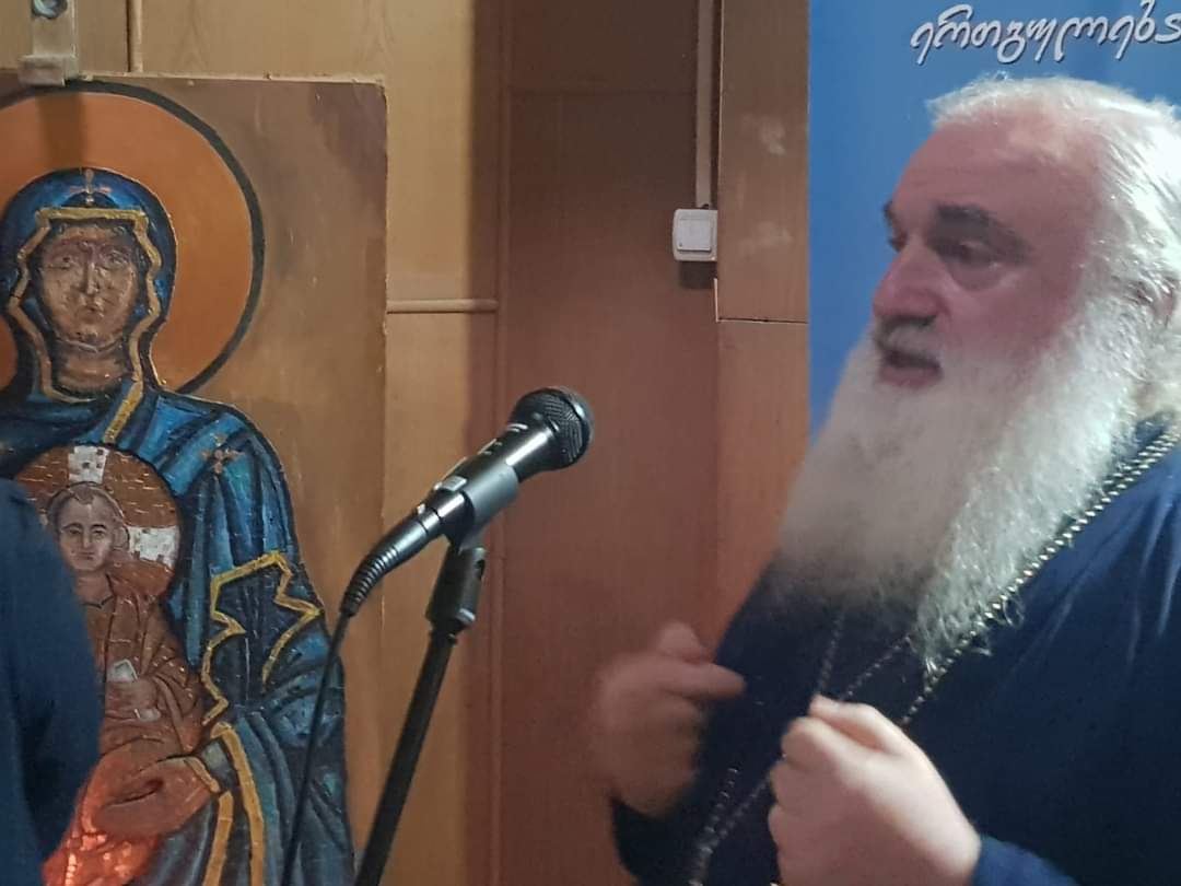 მამა ადამი: თეთრი და ფერადი ლექსები