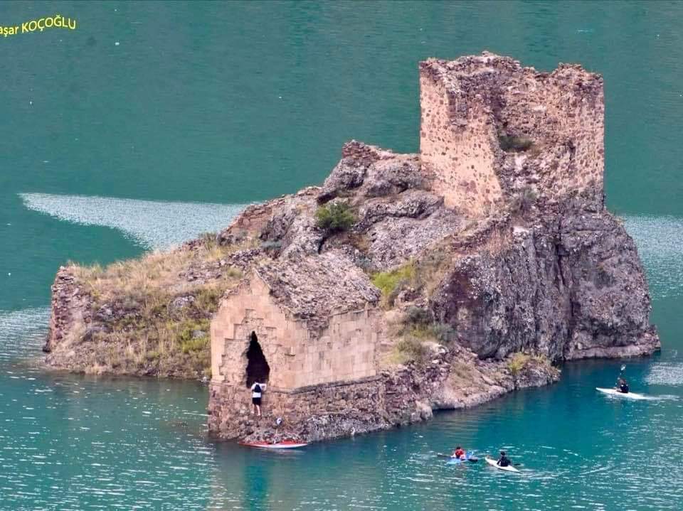 Erdoğan Şenol: BUNLAR BÜYÜK KÜLTÜRÜN ESERLERİ, UTANMALISINIZ!