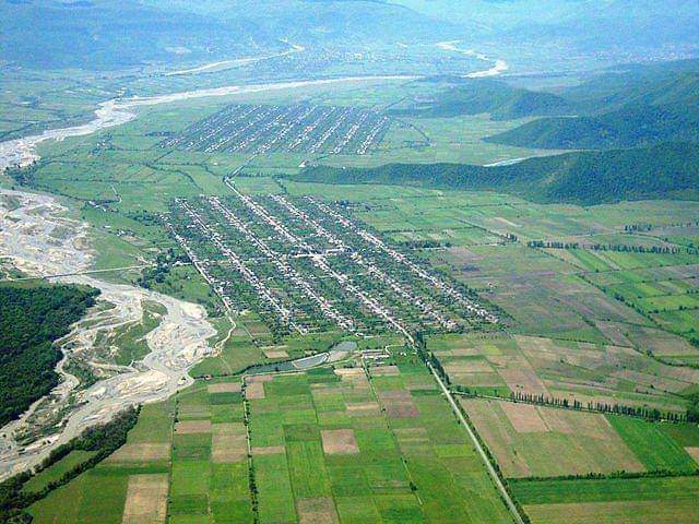 Giorgi Ramazashvili: Ცა წითელა ალვანი…