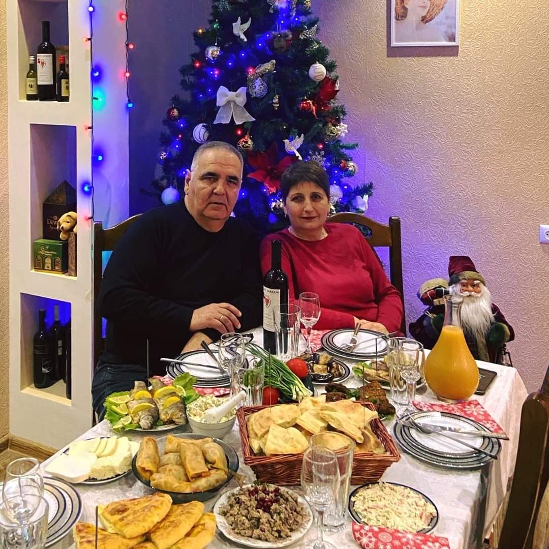Vakhtang ÇAPURİŞVİLİ  Türkçesi: Hasan Çelik