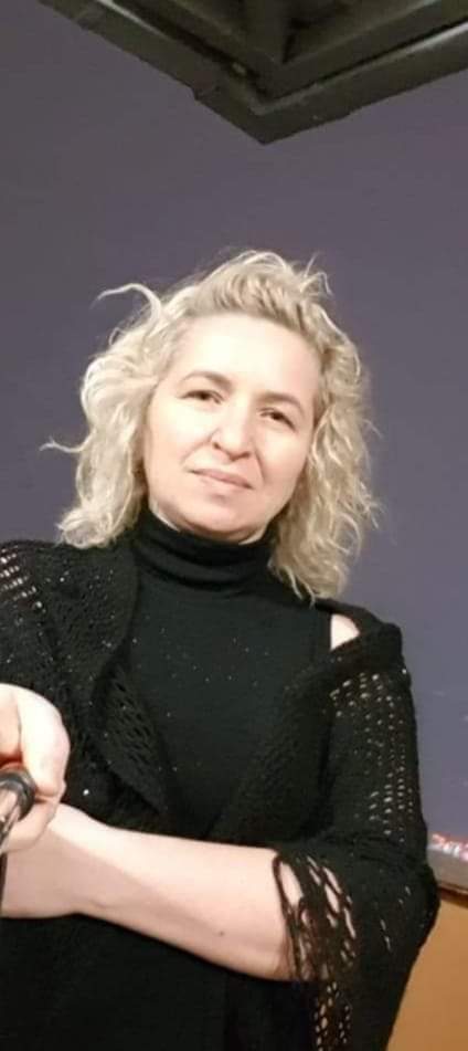 მზია სალვარიძე: წ უ ნ დ ე ბ უ ლ ი