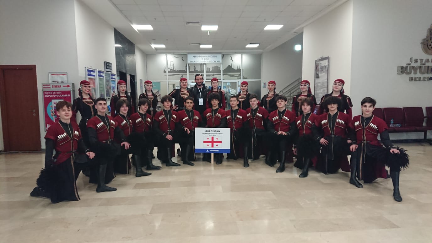 Gürcü Folklor Ekibi 23 Nisan Uluslararası Çocuk Bayramı Etkinlikleri İçin İstanbul'da