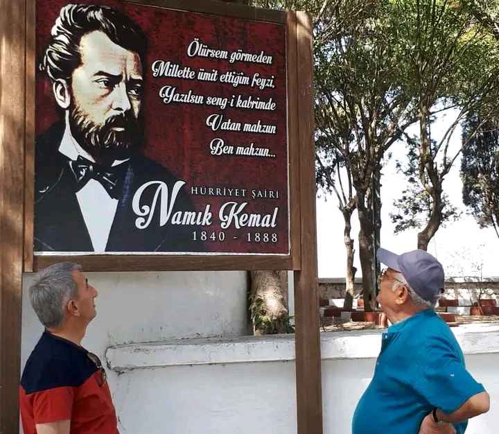 Afşar Timuçin: 
