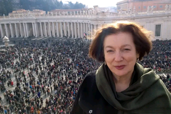 შენ შორდებოდი