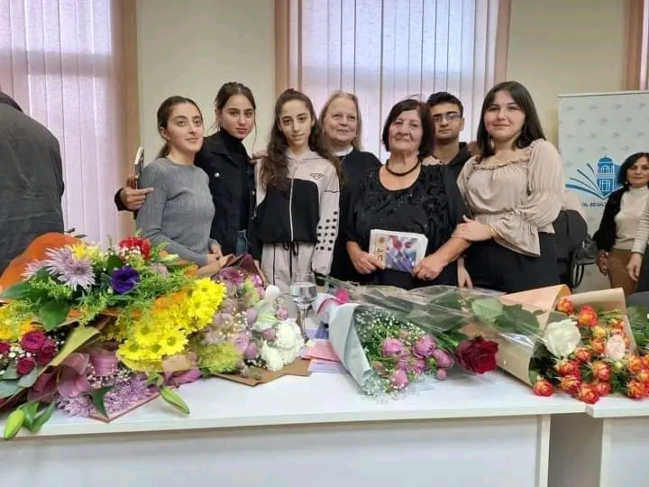 გენრიეტა   ქუთათელაძე /ციკლიდან: მოგზაურობა წარსულში