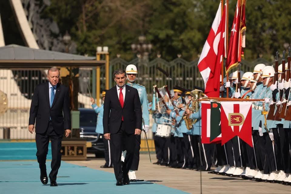 Gürcistan Cumhurbaşkanı Mikheil Kavelaşvili, Türkiye’ye ilk resmi ziyaretini gerçekleştirmek üzere Ankara’da
