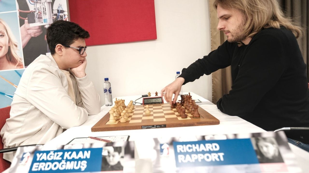 Satrancın Genç Devleri: Yağız Kaan Erdoğmuş ve Yeni Nesil Dâhiler