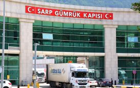 Sarp’ta Duran Yolculuk: Gürcü Kültür Elçisi Merab Kvitaridze Sınırdan Geri Döndü