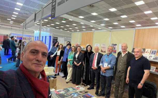 Fehmi Uzal Ustiaşvili: Dato Mağradze ile Selanik uluslararası kitap fuarında