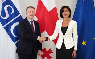 AGİT, Ulusal Azınlıklar Yüksek Komiseri Christoph Kamp resmi bir ziyaret için Gürcistan'a geldi
